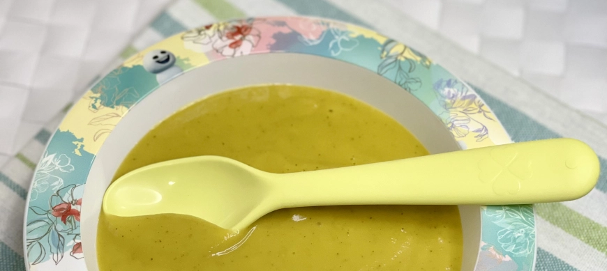 PURÉ DE PATATA, JUDÁAS VERDES, ZANAHORIA Y POLLO