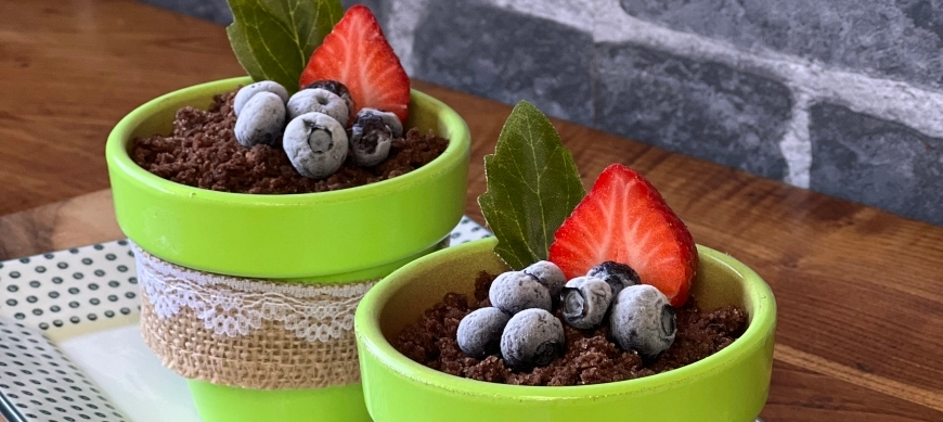 MACETITAS DE QUESO Y CHOCOLATE CON FRUTOS ROJOS EN THERMOMIX