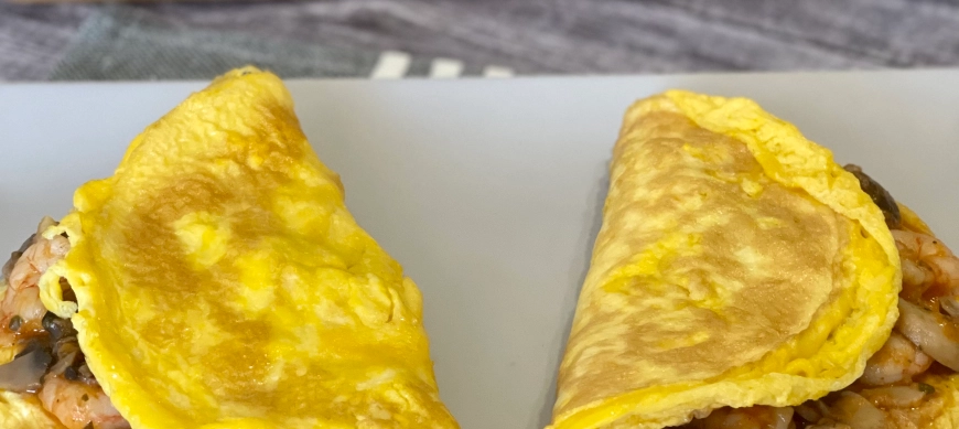 TORTILLAS A LA FRANCESA RELLENAS DE PISTO LUCENSE