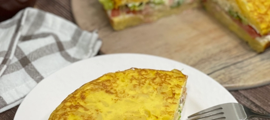TORTILLA DE PATATA RELLENA VEGETAL