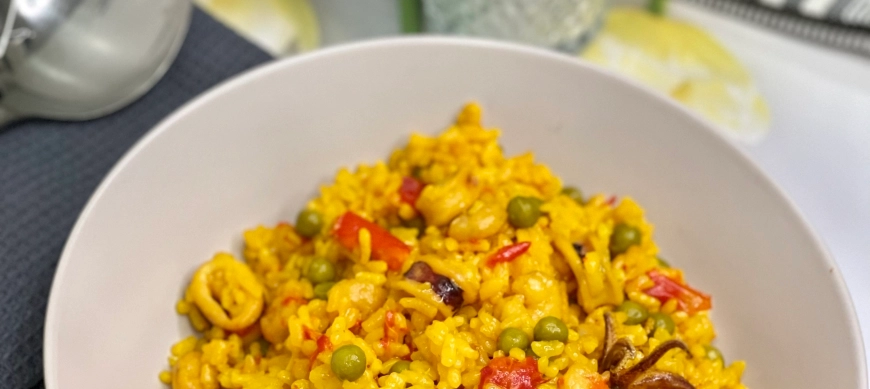 ARROZ CON CHIPIRONES Y GAMBAS