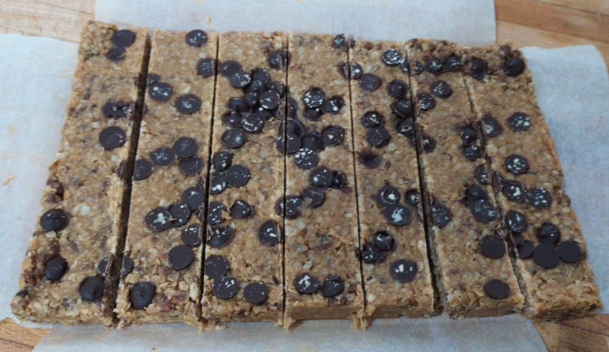 Como Preparar Barritas De Avena Y Arroz Inflado Con Pepitas De Chocolate Con Thermomix Dietas Especiales Blog De Ana Iglesias Garcia De Thermomix Oviedo