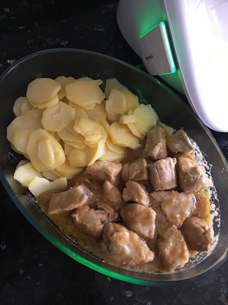 BONITO ENCEBOLLADO