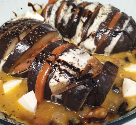 BERENJENAS CAPRESE EN CAPONATA