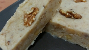 Turron de nata y nueces